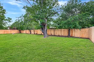3816 Springbranch Dr, Benbrook, TX 76116 - Photo 25