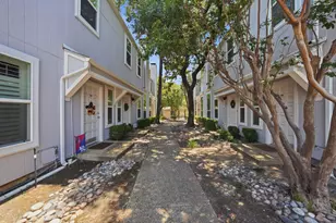 2815 Welborn St, Dallas, TX 75219 - Photo 3