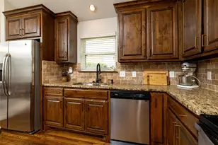 10517 N Haven Dr, Benbrook, TX 76126 - Photo 15