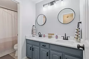 6405 Amicable Dr, Arlington, TX 76016 - Photo 33