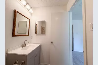 6304 Big Springs Drive, Arlington, TX 76001 - Photo 17