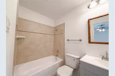 6304 Big Springs Drive, Arlington, TX 76001 - Photo 15