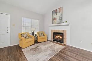 1803 Scottsdale Dr, Arlington, TX 76018 - Photo 7