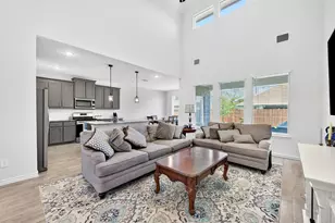920 Arkan Ln, Fort Worth, TX 76120 - Photo 9