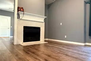 7340 Skillman St, Dallas, TX 75231 - Photo 3