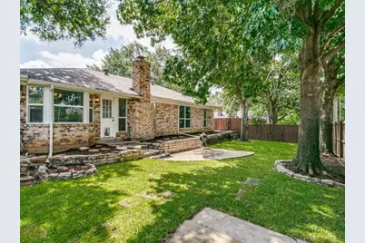 1605 Bedford Oaks Drive, Bedford, TX 76021 - Photo 23