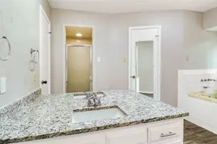 4517 Willow Bend Dr, Arlington, TX 76017 - Photo 17