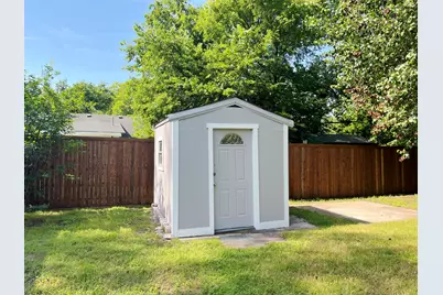 1111 S Taylor Street, Gainesville, TX 76240 - Photo 5
