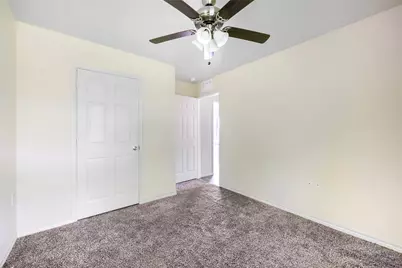 1415 E Jefferson Avenue, Fort Worth, TX 76104 - Photo 13
