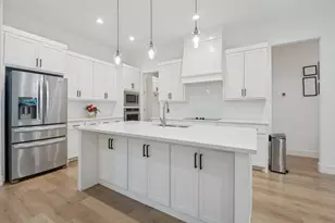 9701 Lancelot Cir, Fort Worth, TX 76140 - Photo 5
