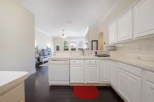 6913 Harvey Ln, Plano, TX 75023 - Photo 11