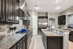 13029 Broadhurst Dr, Frisco, TX 75033 - Photo 9