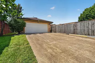 1502 Meadow Glen St, Richardson, TX 75081 - Photo 33