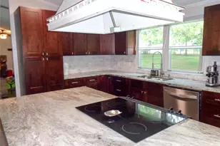 5525 Cedar Oaks Rd, Grandview, TX 76050 - Photo 7