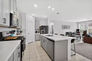 976 Brock Dr, Aubrey, TX 76227 - Photo 5
