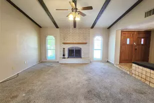 5244 Pruitt Dr, The Colony, TX 75056 - Photo 5