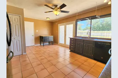5244 Pruitt Drive, The Colony, TX 75056 - Photo 11