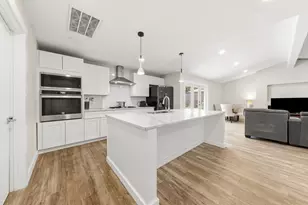 2760 N Hillbrier Cir, Plano, TX 75075 - Photo 11