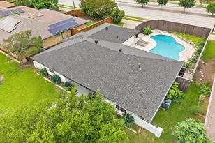 2760 N Hillbrier Cir, Plano, TX 75075 - Photo 35