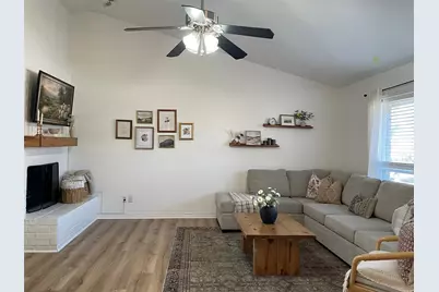 3801 Lofland Lane, Rowlett, TX 75088 - Photo 5