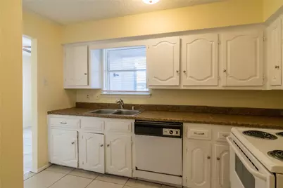 439 Valley Park Drive, Garland, TX 75043 - Photo 9