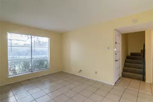439 Valley Park Dr, Garland, TX 75043 - Photo 3