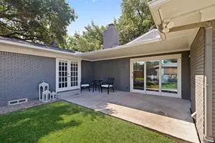 3537 Townsend Dr, Dallas, TX 75229 - Photo 23