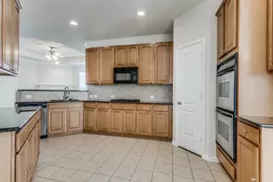 1901 Templegate Dr, McKinney, TX 75072 - Photo 5