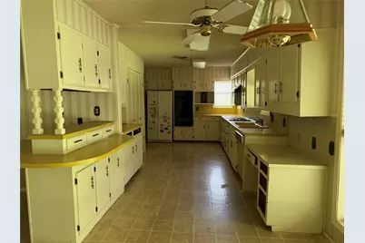 803 Val Verde Place, Marlin, TX 76661 - Photo 7