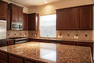 2410 Knight Street, Dallas, TX 75219 - Photo 9