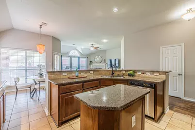1426 Ranch Hill Drive, Irving, TX 75063 - Photo 27