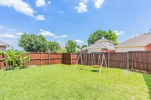 1426 Ranch Hill Dr, Irving, TX 75063 - Photo 39