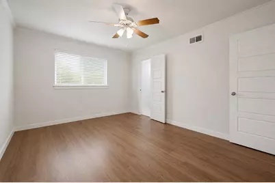 1025 Kingston Drive, Lewisville, TX 75067 - Photo 15