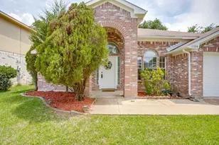 1104 Angel Fire Ln, Arlington, TX 76001 - Photo 3