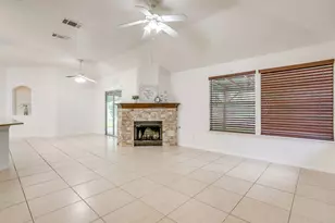 1104 Angel Fire Ln, Arlington, TX 76001 - Photo 17