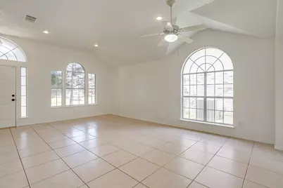1104 Angel Fire Lane, Arlington, TX 76001 - Photo 7