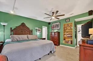 10015 Chimney Hill Ln, Dallas, TX 75243 - Photo 19
