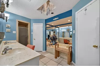 10015 Chimney Hill Lane, Dallas, TX 75243 - Photo 21