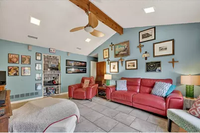 10015 Chimney Hill Lane, Dallas, TX 75243 - Photo 15