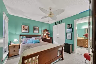 10015 Chimney Hill Ln, Dallas, TX 75243 - Photo 25
