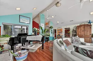 10015 Chimney Hill Ln, Dallas, TX 75243 - Photo 3