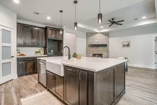 3221 NW 25th St, Fort Worth, TX 76106 - Photo 7