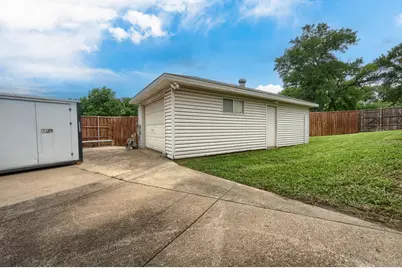 106 Waits Circle, Garland, TX 75043 - Photo 29