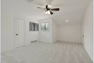 7412 Lochwood Court, Fort Worth, TX 76179 - Photo 19