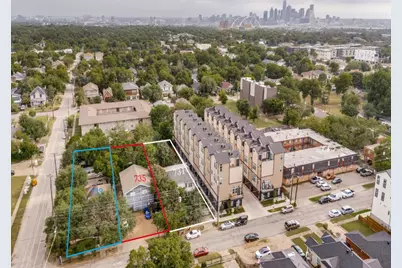 731 W 10th Street, Dallas, TX 75208 - Photo 1