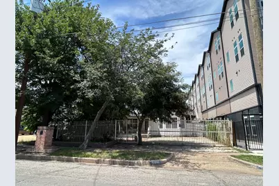 731 W 10th Street, Dallas, TX 75208 - Photo 9