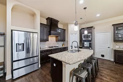 8517 Revenue Way, North Richland Hills, TX 76182 - Photo 9
