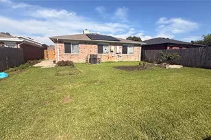 6202 Tidewater Dr, Arlington, TX 76018 - Photo 9