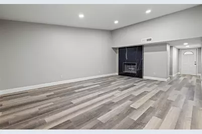 3939 Branch Hollow Drive, Plano, TX 75023 - Photo 3