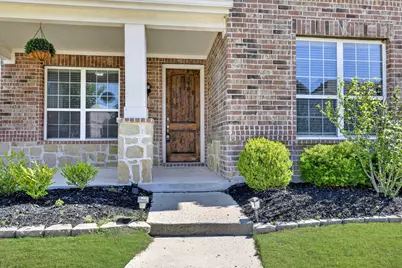 1425 Bull Street, Aubrey, TX 76227 - Photo 3